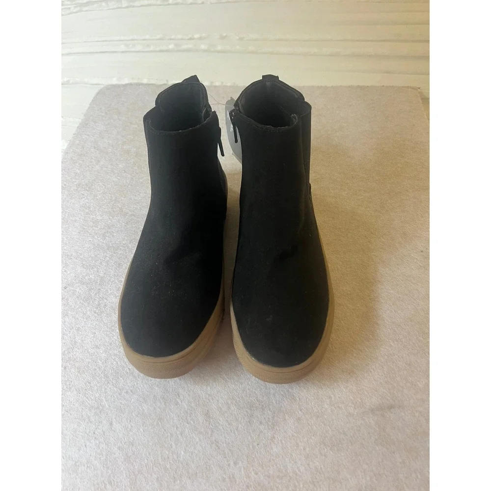 Gap Kids Black Chelsea Boots Memory Foam Gum Sole Side Zip New Size 2